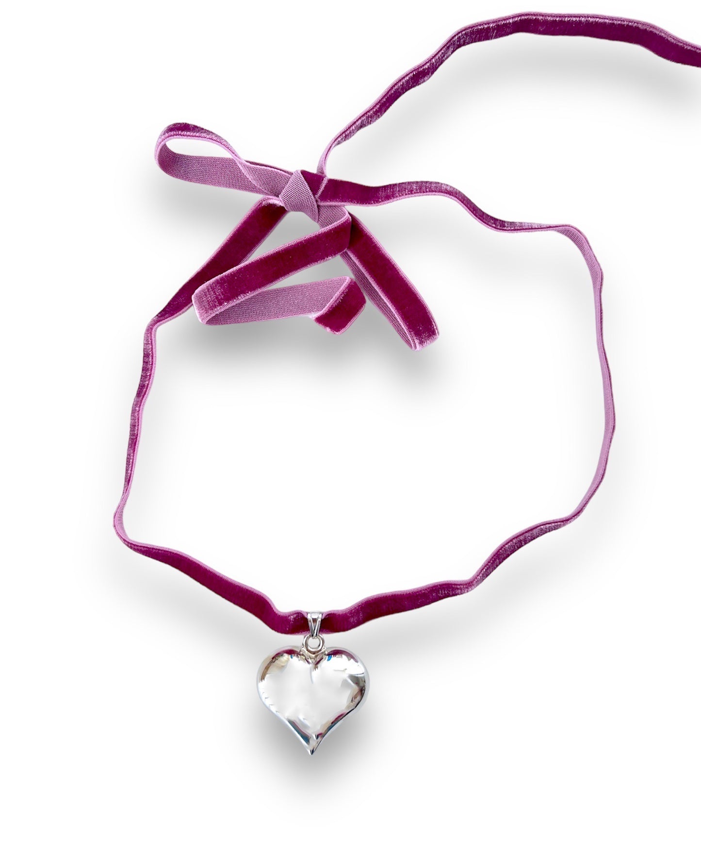 VELVET LOVE NECKLACE