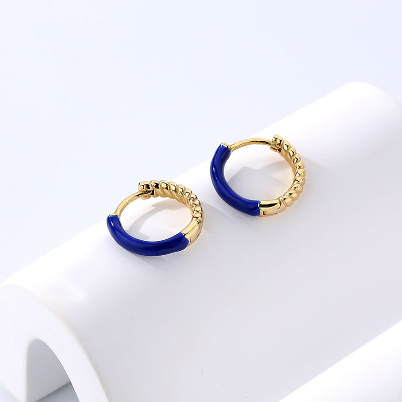 TWIST HOOPS